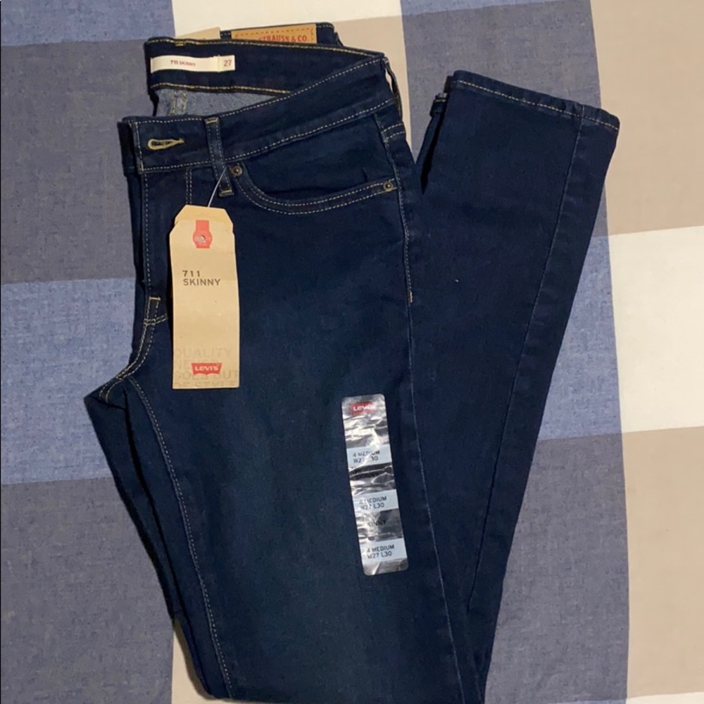 Levi’s 711 skinny Jean